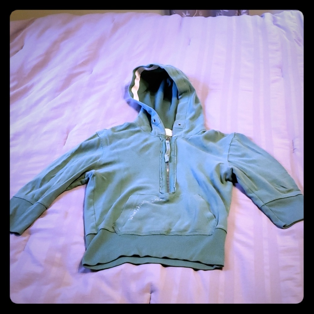 Urban behavior quater sleeve pullover hoodie